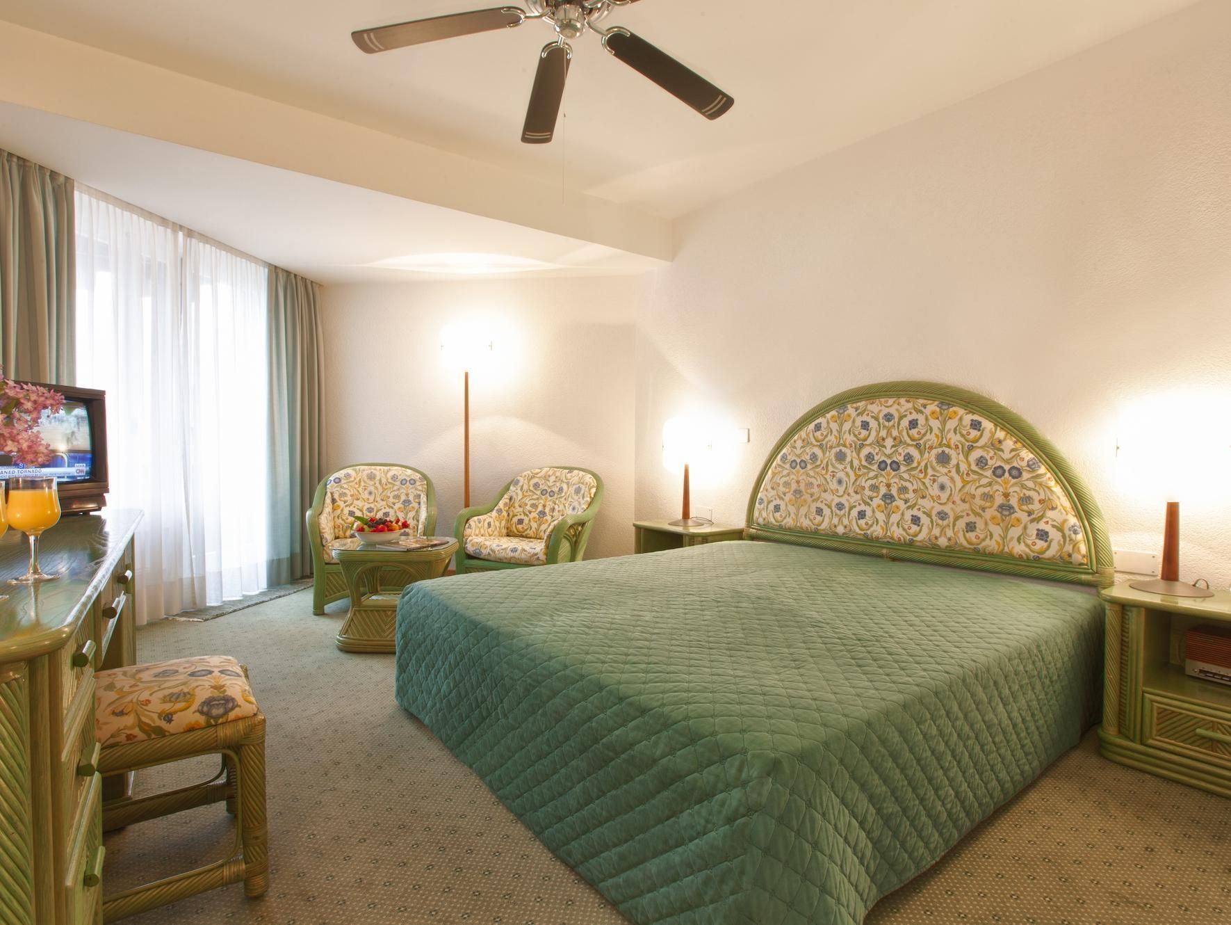 Classic Double Room with Balcony