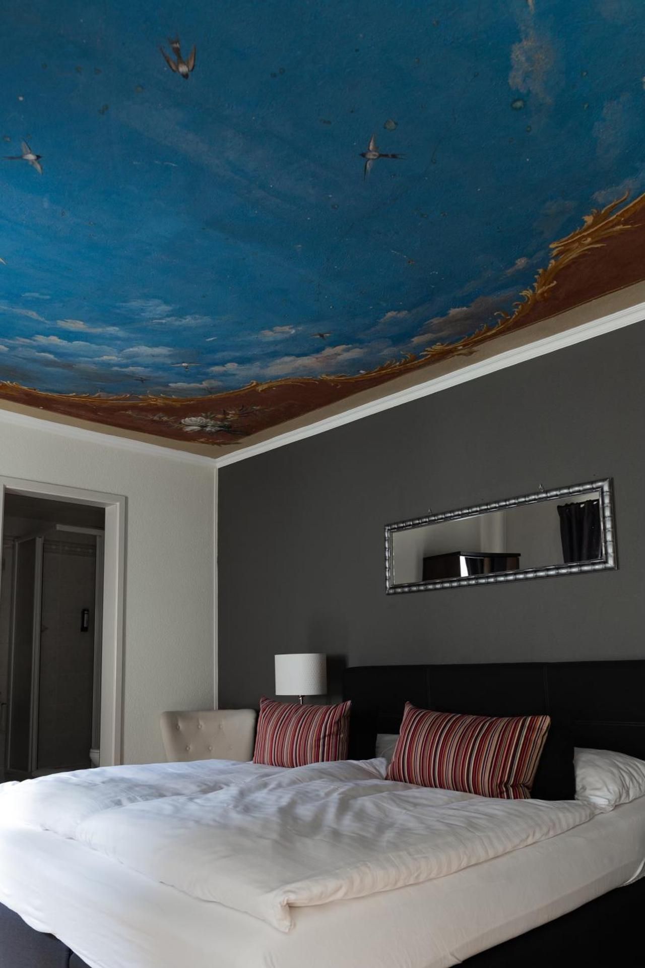 Design Double Room with Courtyard View