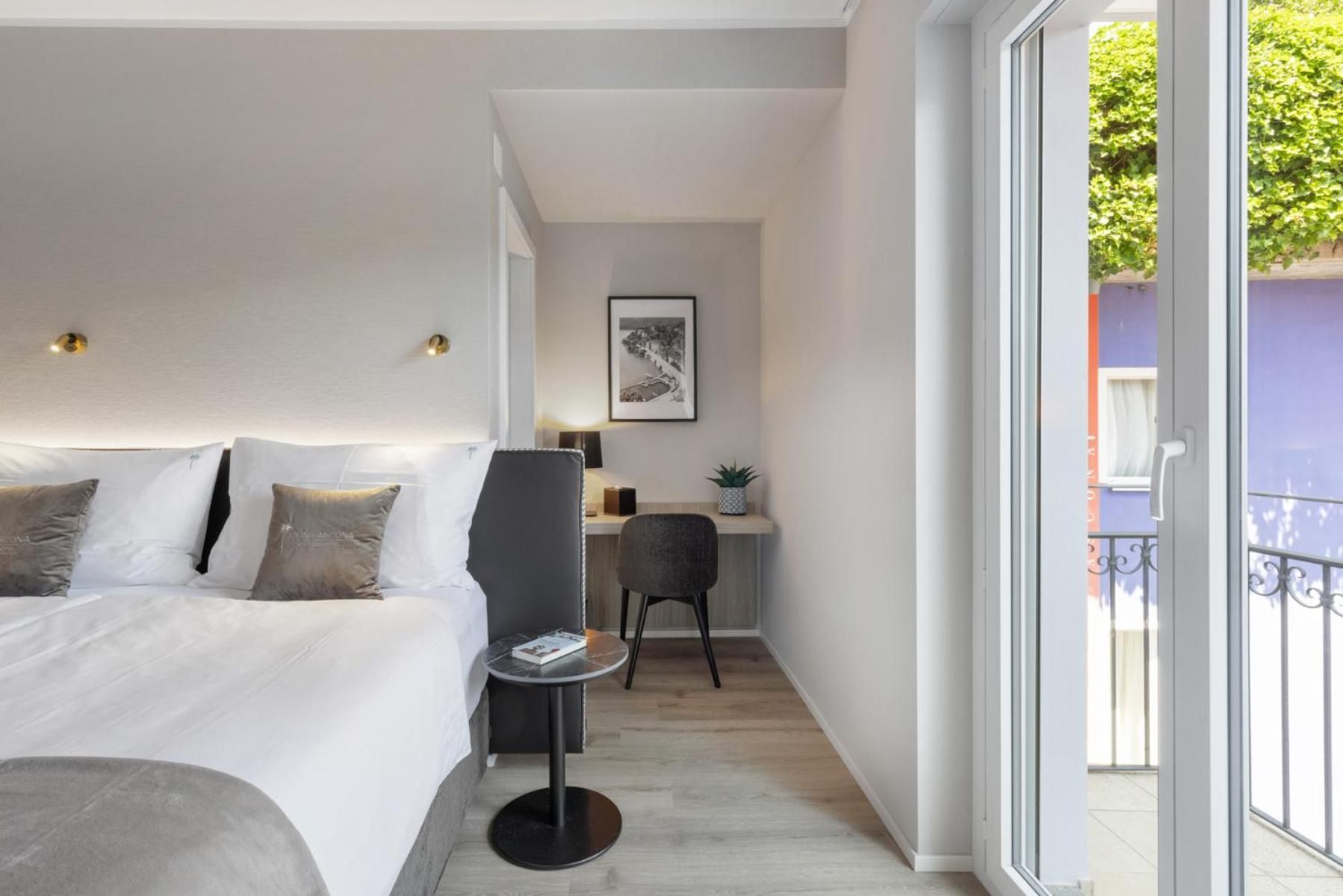 Basic Double Room with Balcony