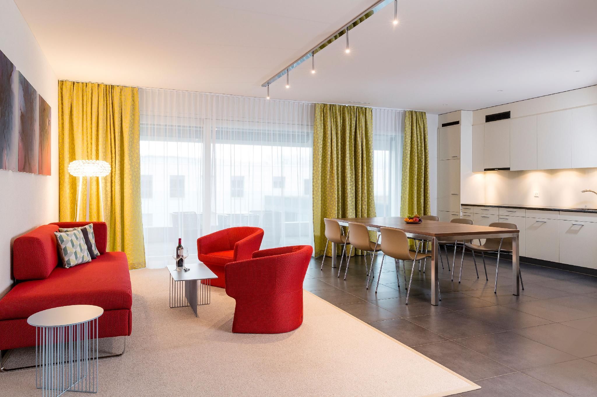 Skyline Suite