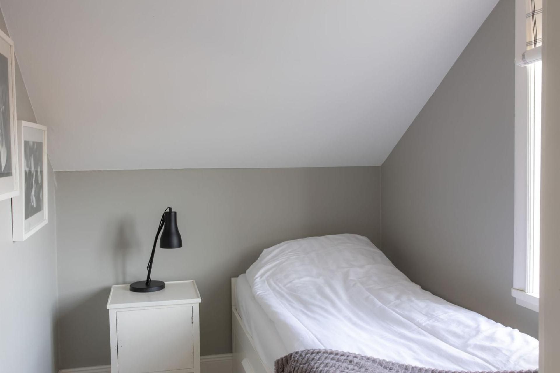 Studio with Spa Bath