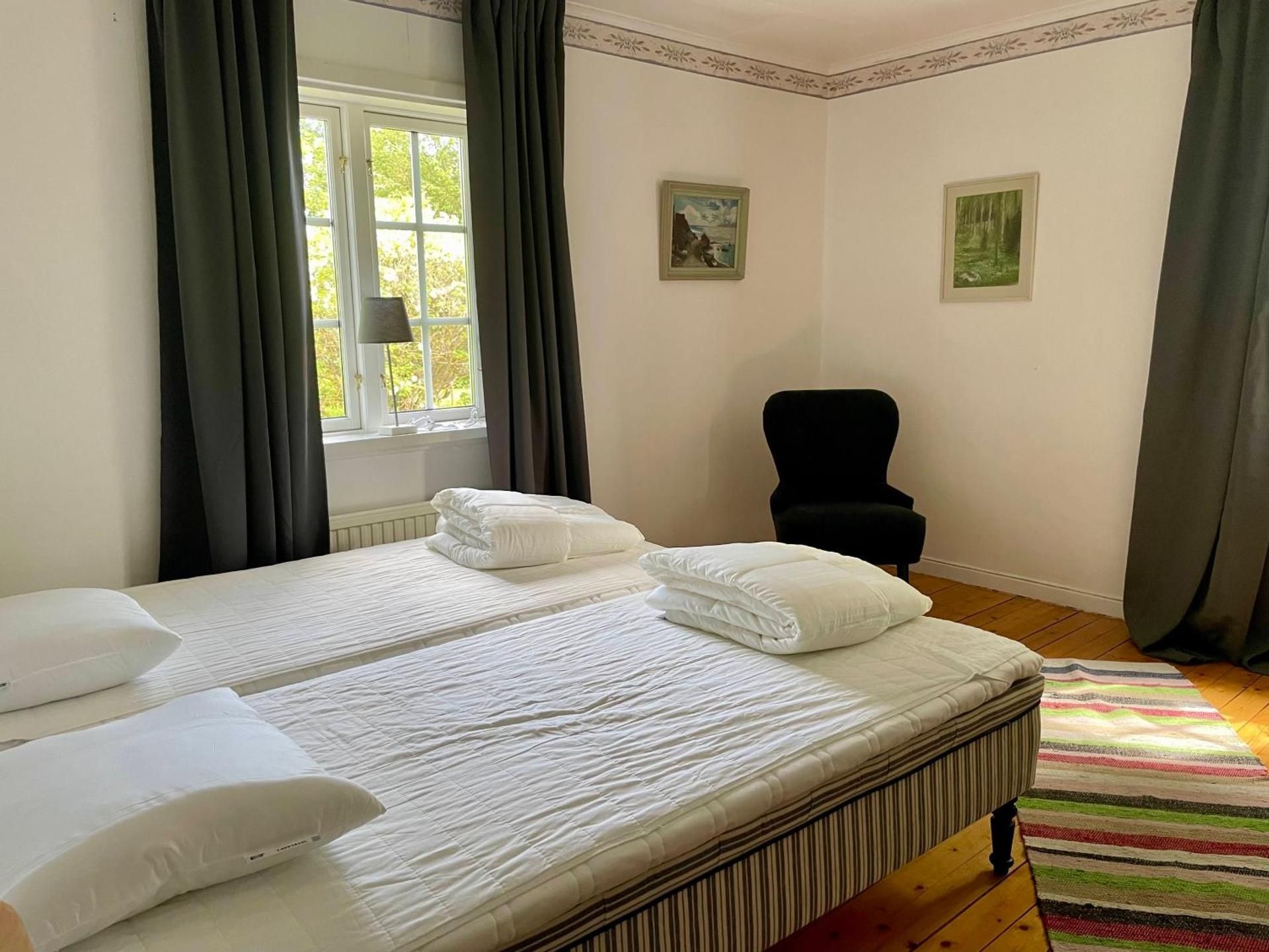 One-Bedroom Cottage