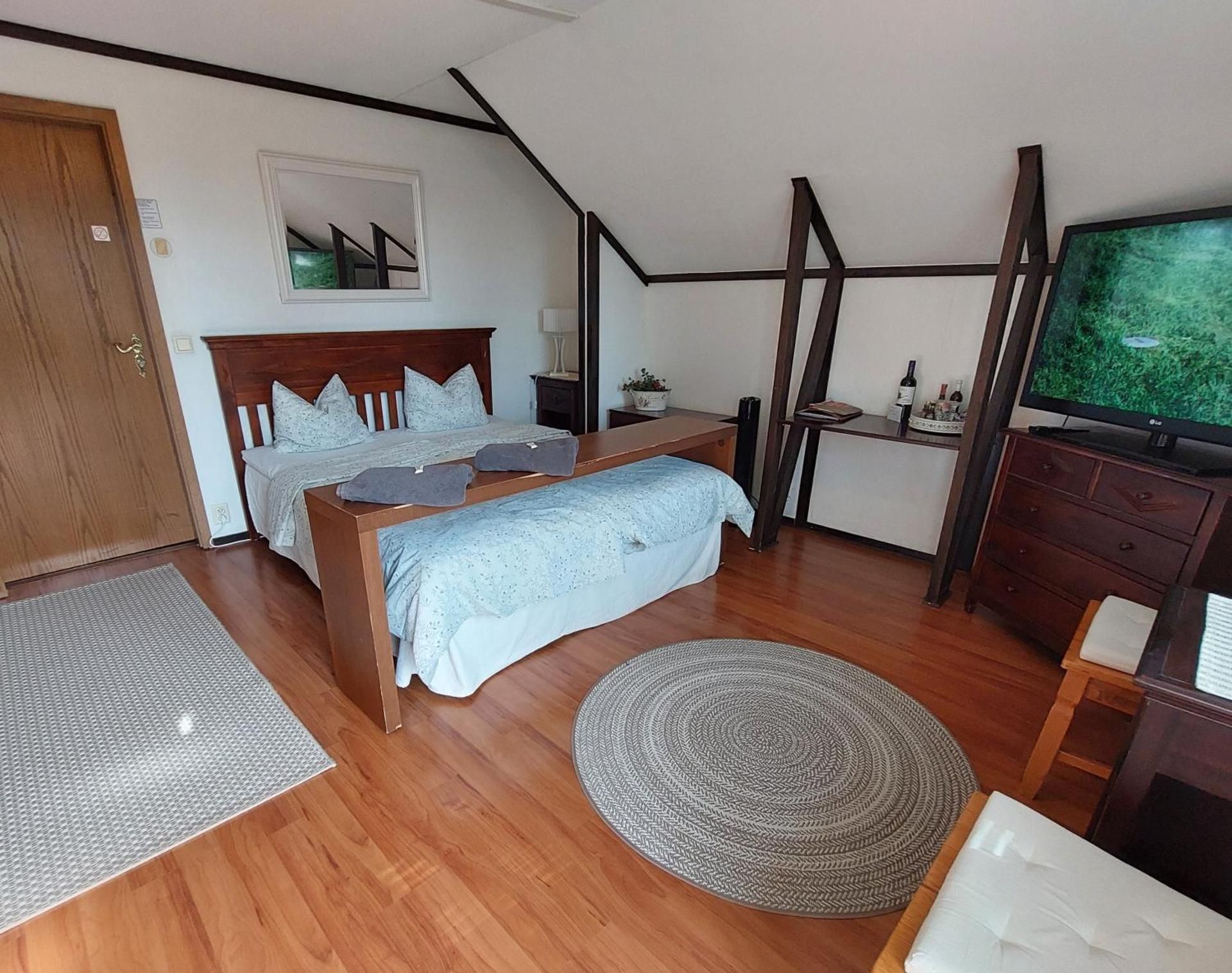 Superior Twin Room with Garden View