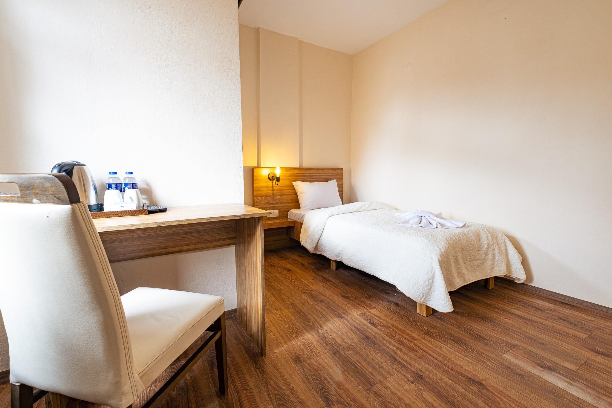 Simre Hotel Economy Single Room