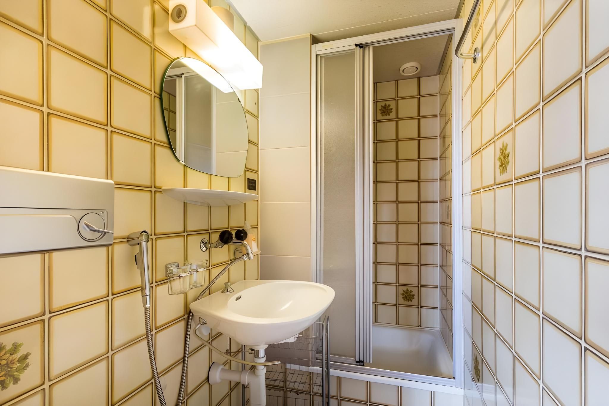 Hotel Sterne Apartment with Balcony 2