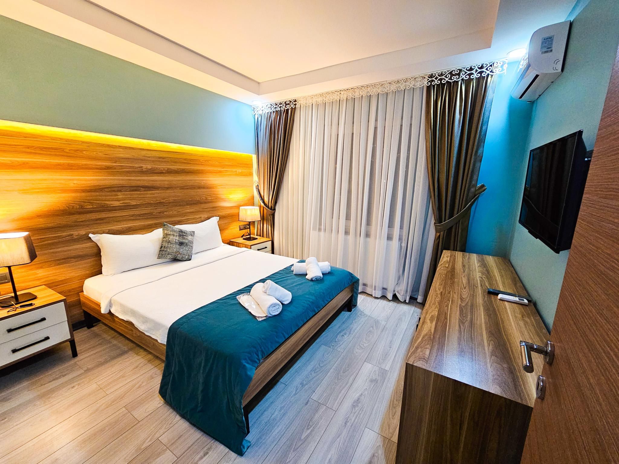 Comfort Room with Garden View