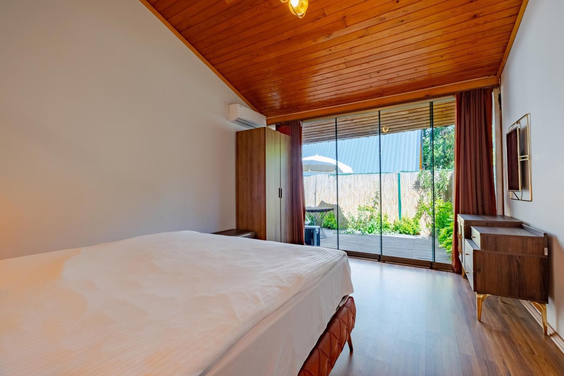 Suite with Private Pool