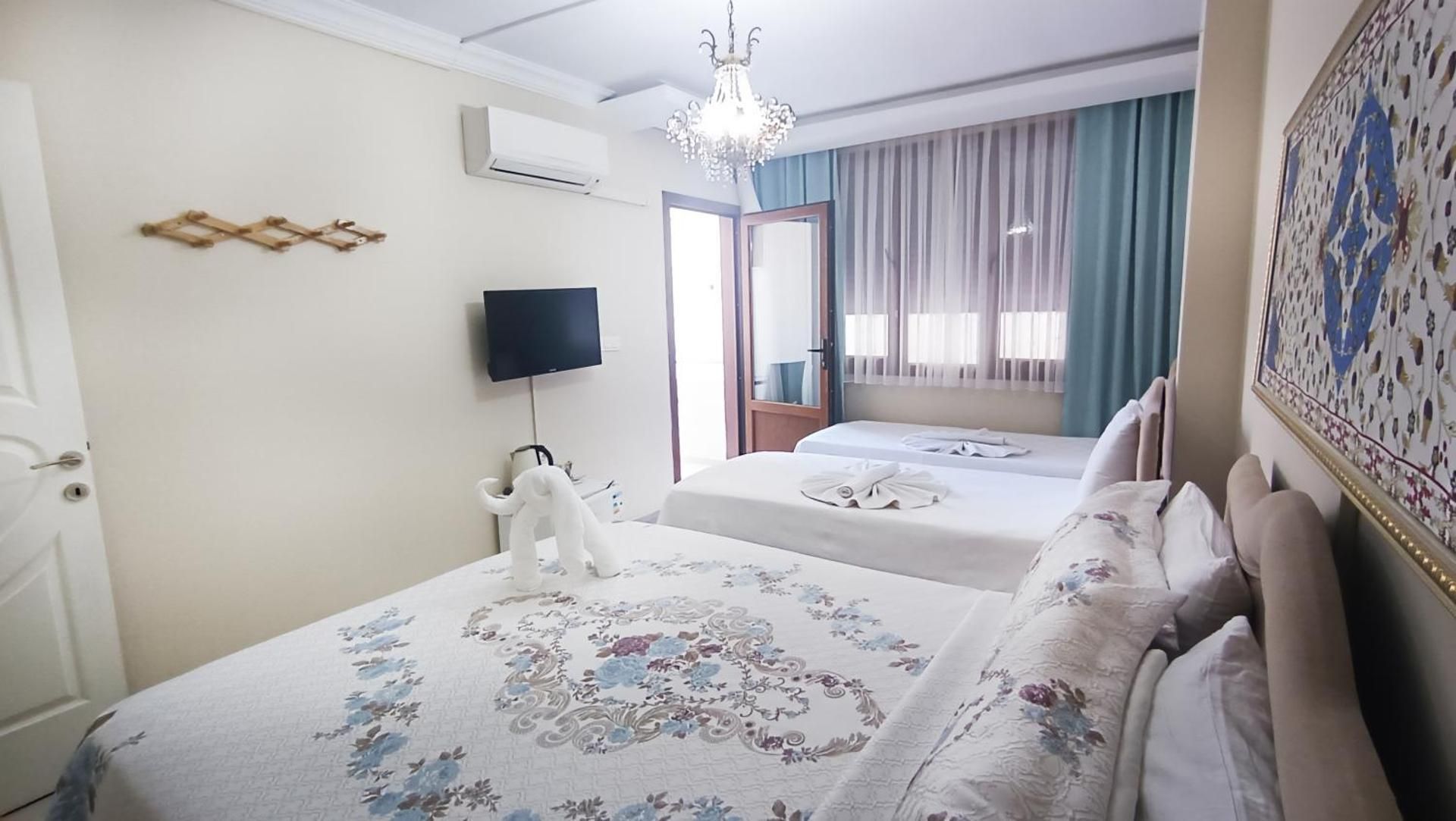 Ephesus Palaces Quadruple Room