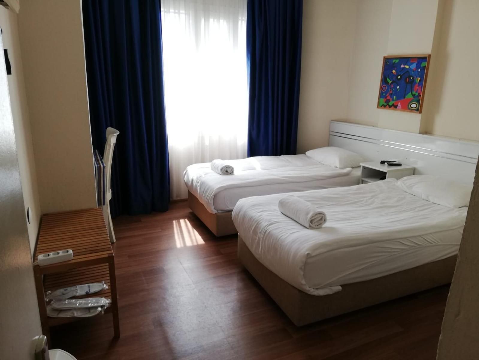 Urkmez Hotel Economy Twin Room
