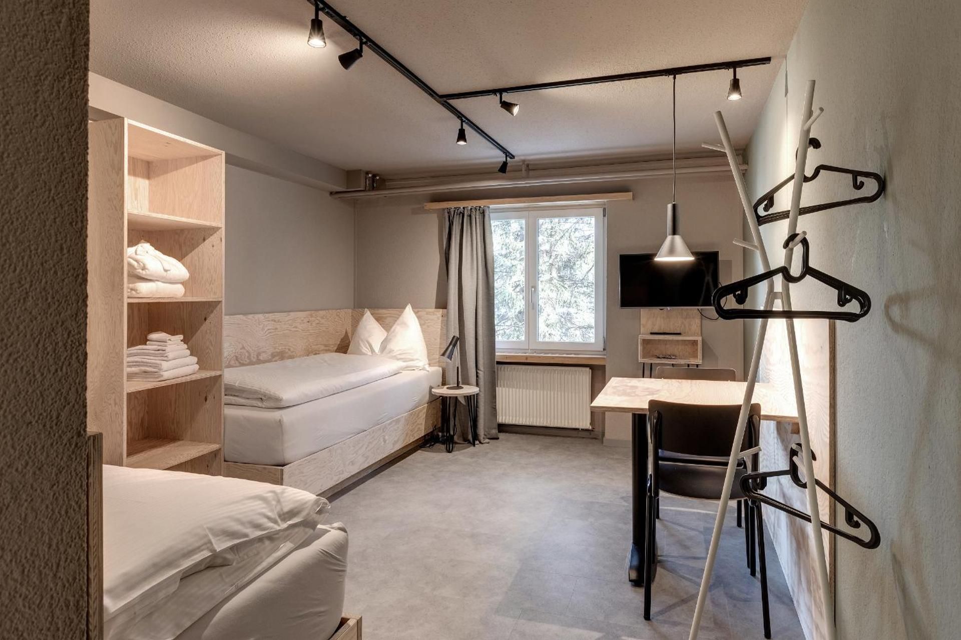 Twin Room with Mountain View