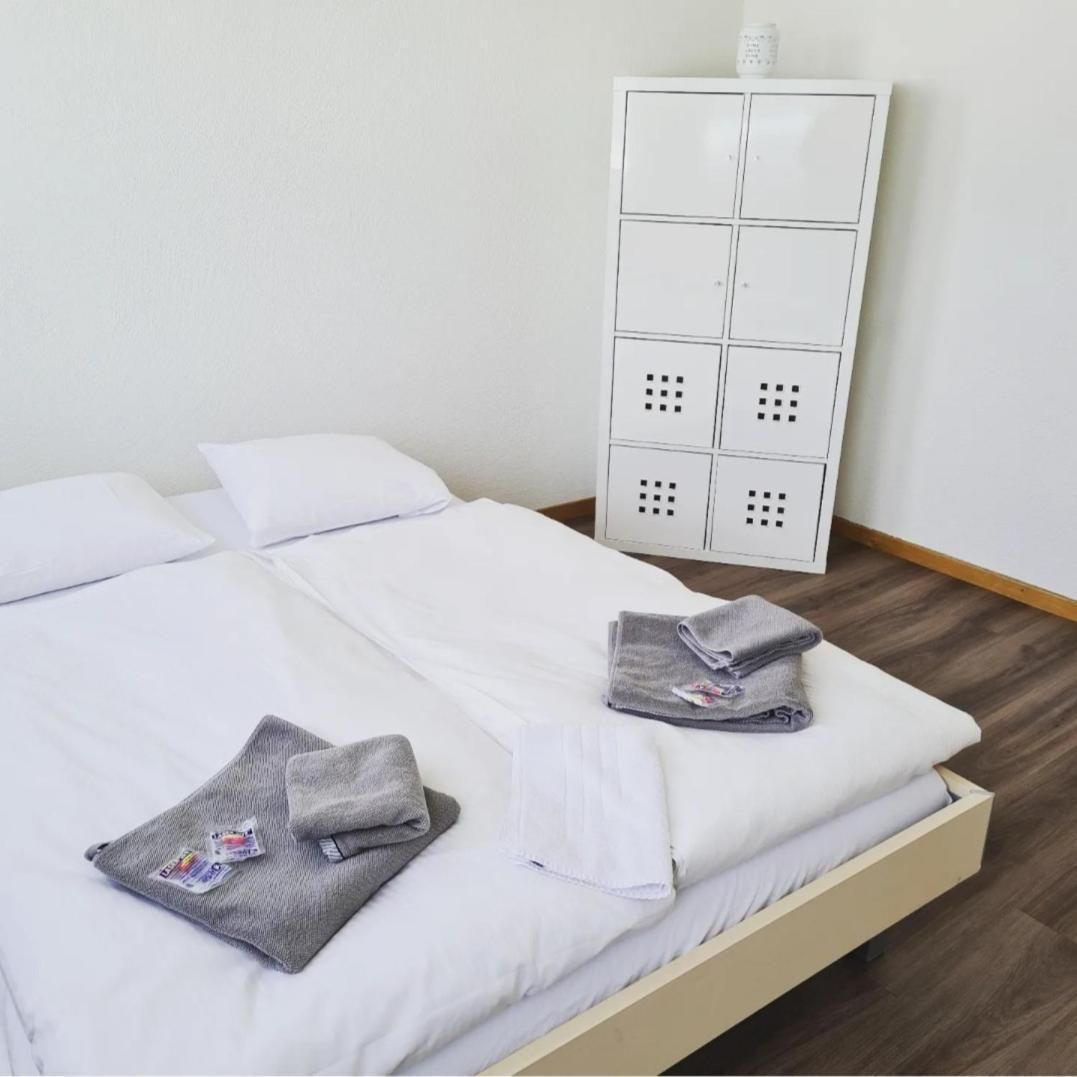 Three-Bedroom Apartment with Mountain View