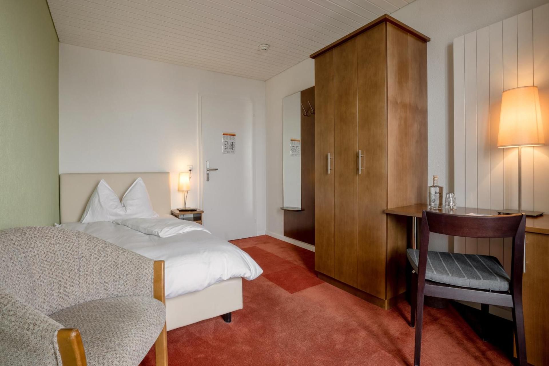 Standard Single Room