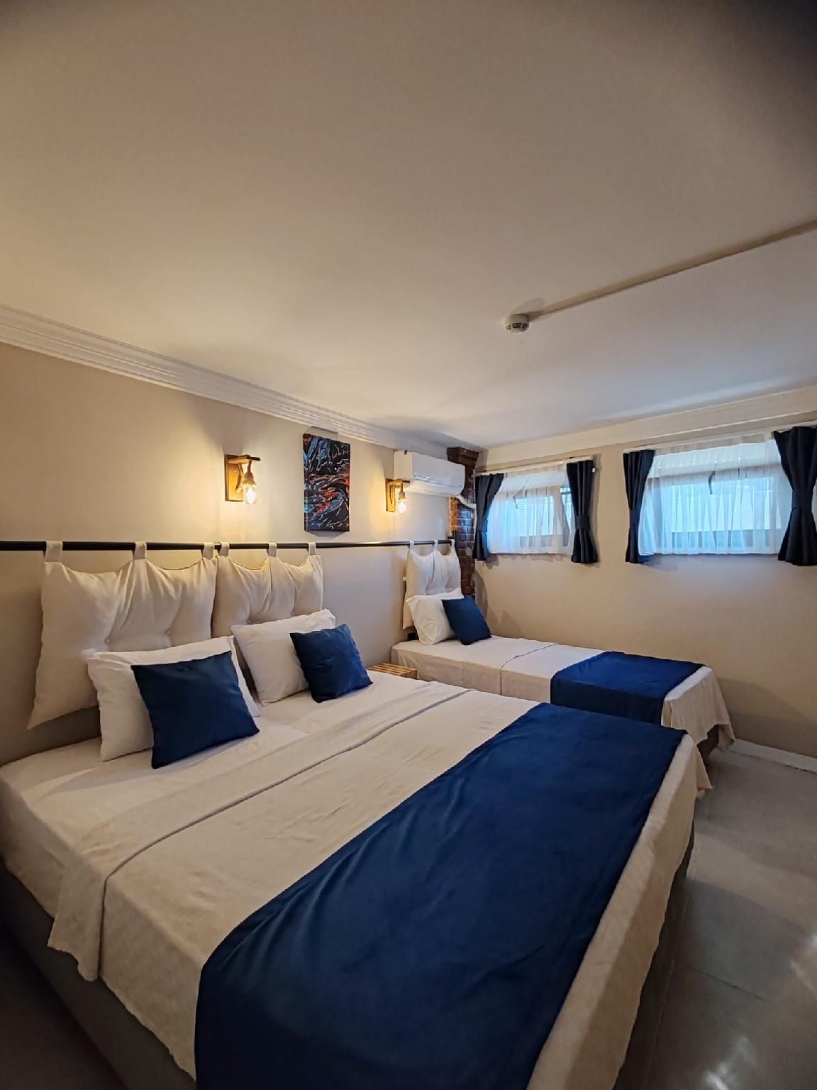 Economy Room For 3 People