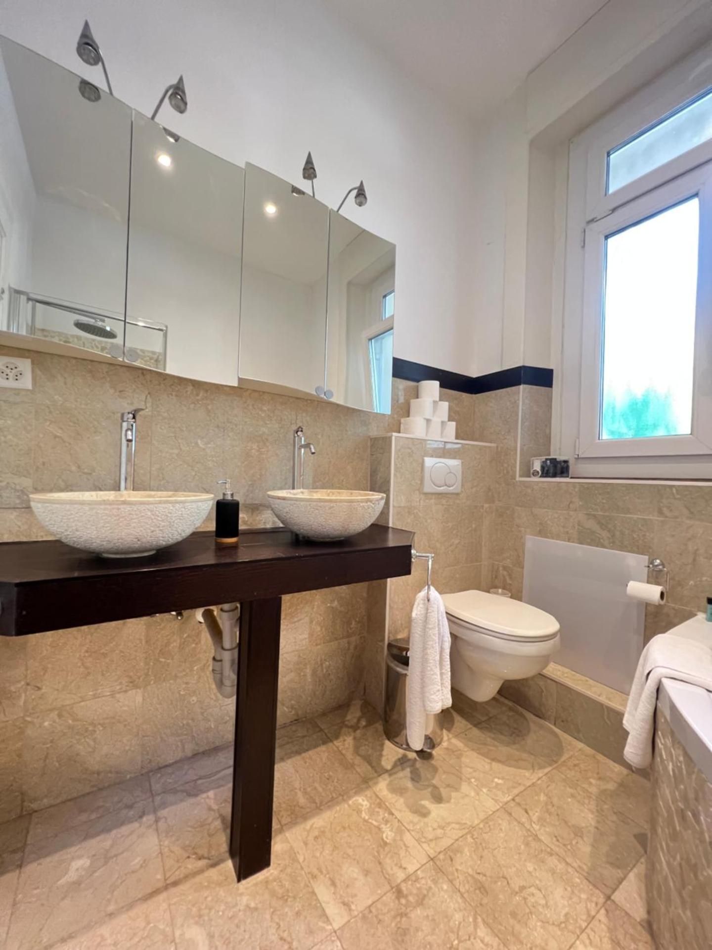 Family Room with Lake View