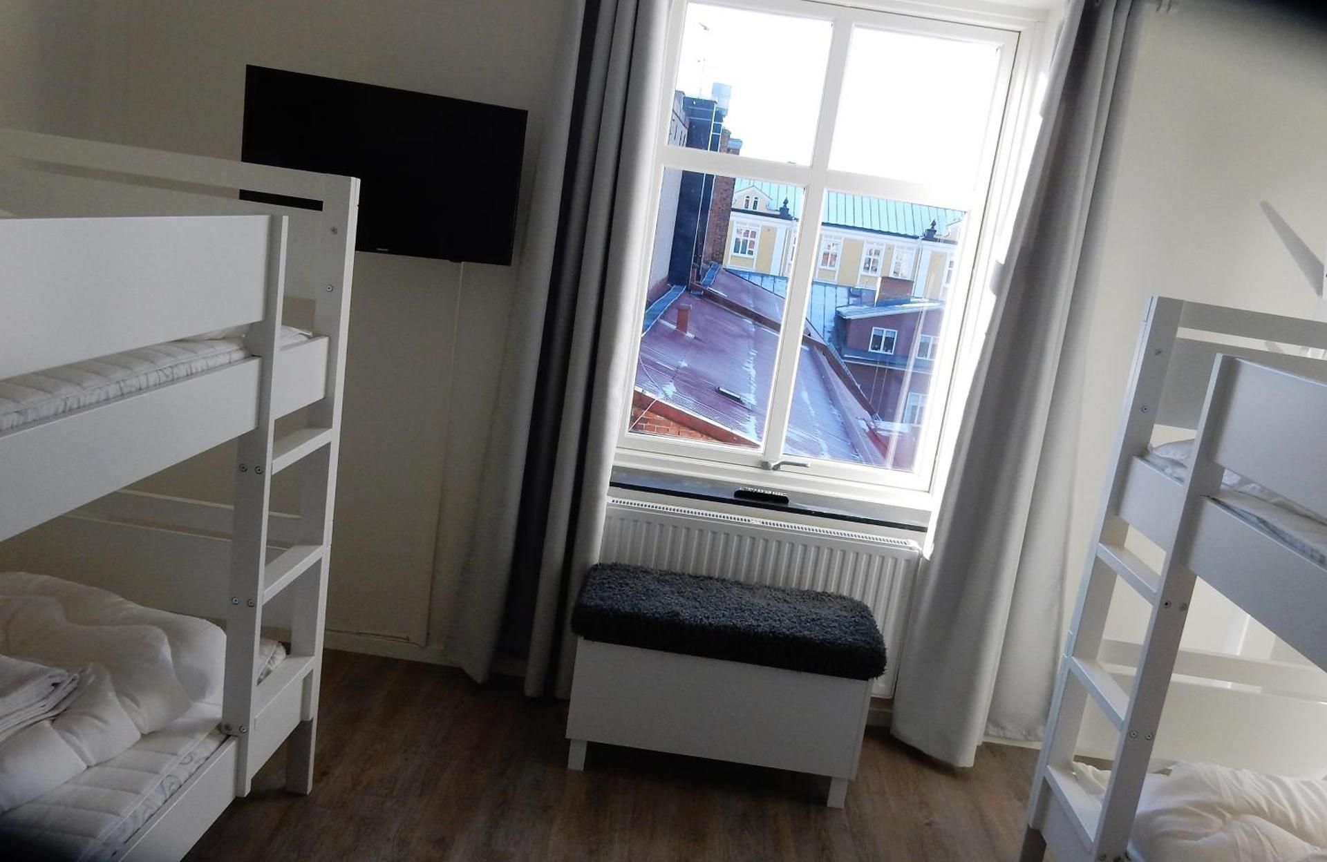 Economy Quadruple Room