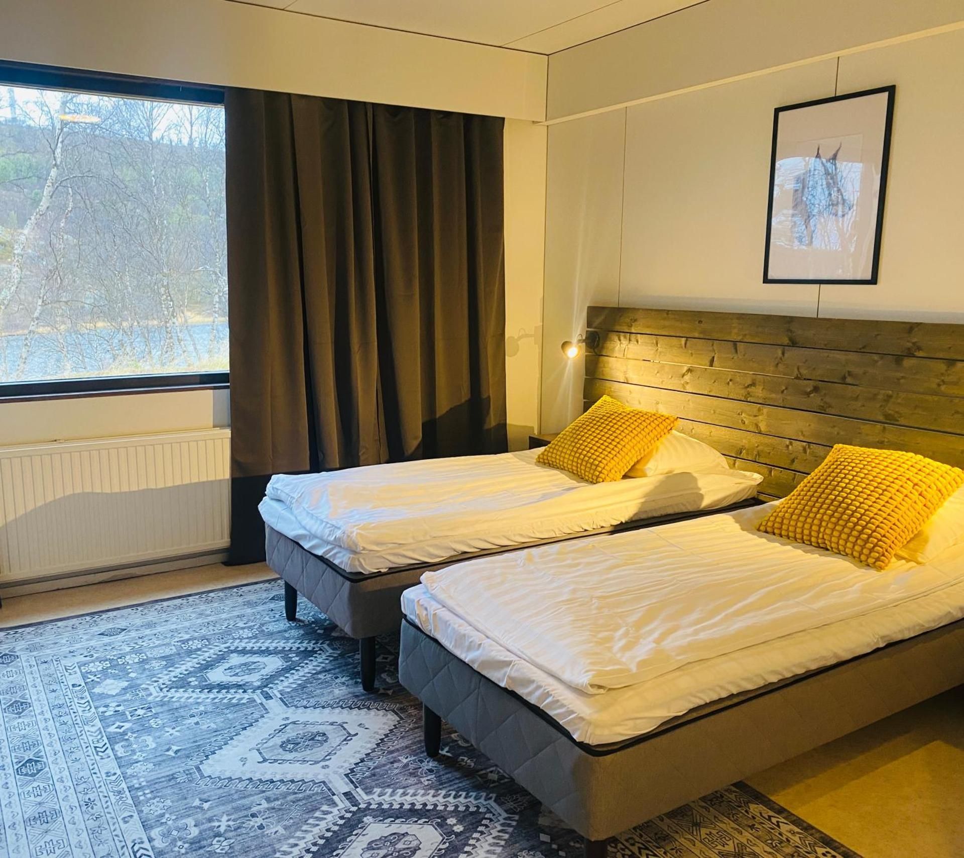Standard Twin Room with Shared Bathroom