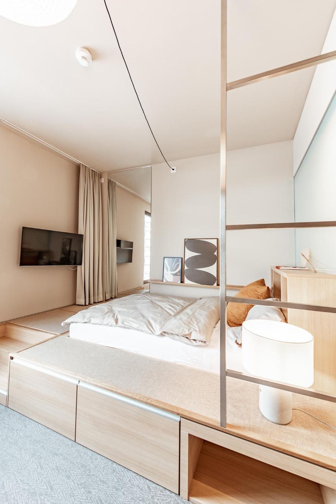 Apartment Easy