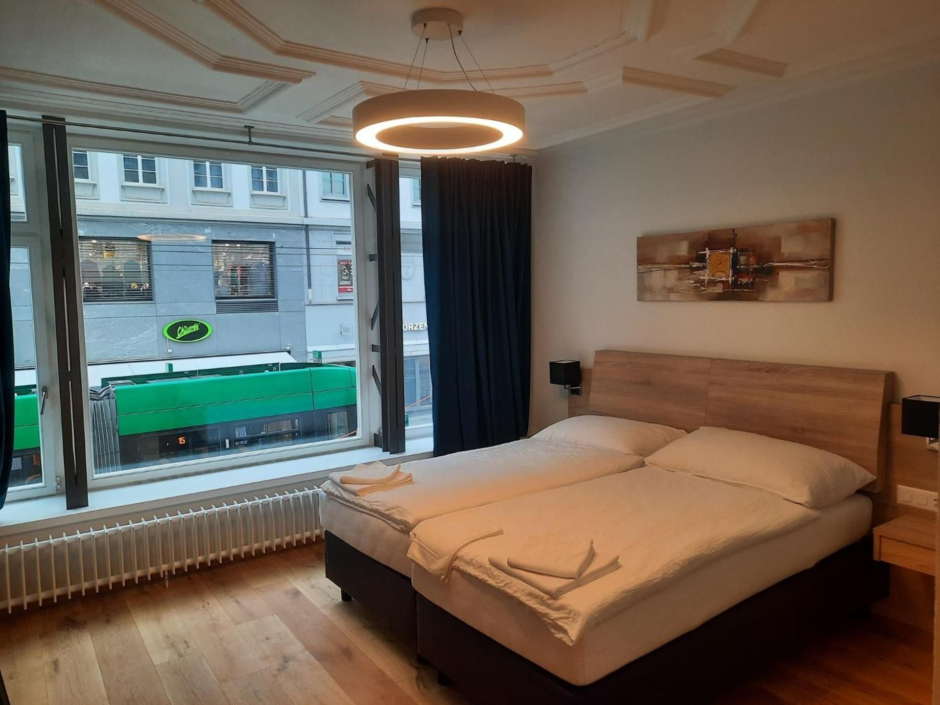 Deluxe Studio - Annex