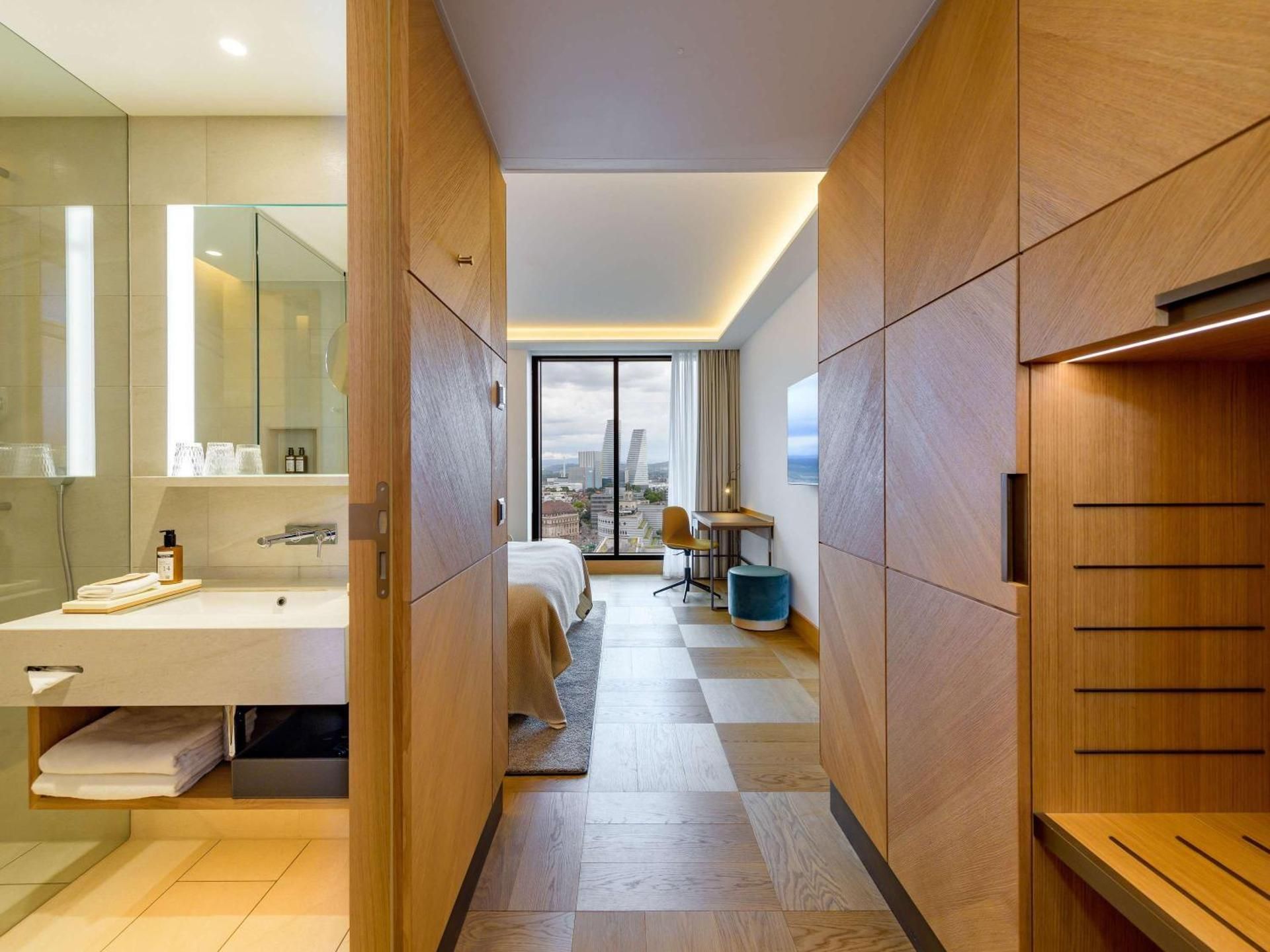 Deluxe Room with 1 king-size bed