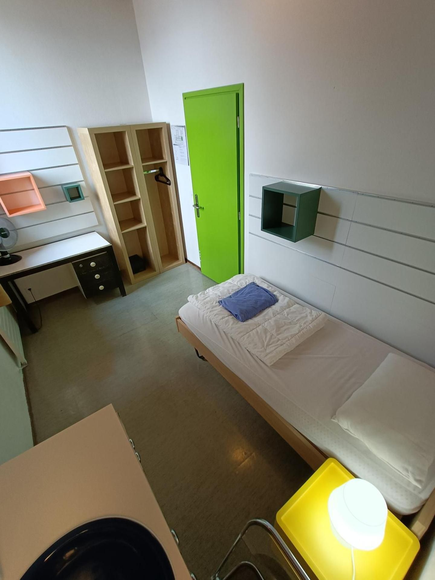 Single Room with Shared Bathroom