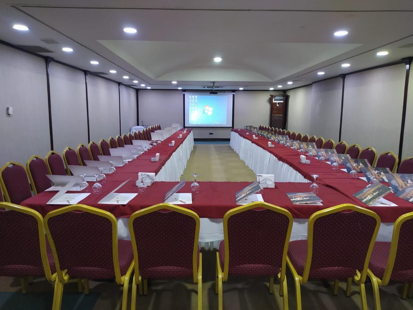meeting room / ballrooms