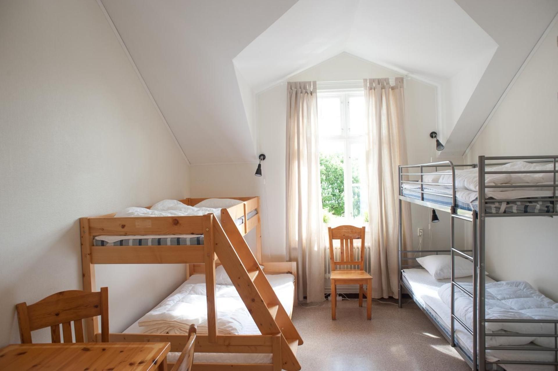 Quadruple Room with Shared Bathroom
