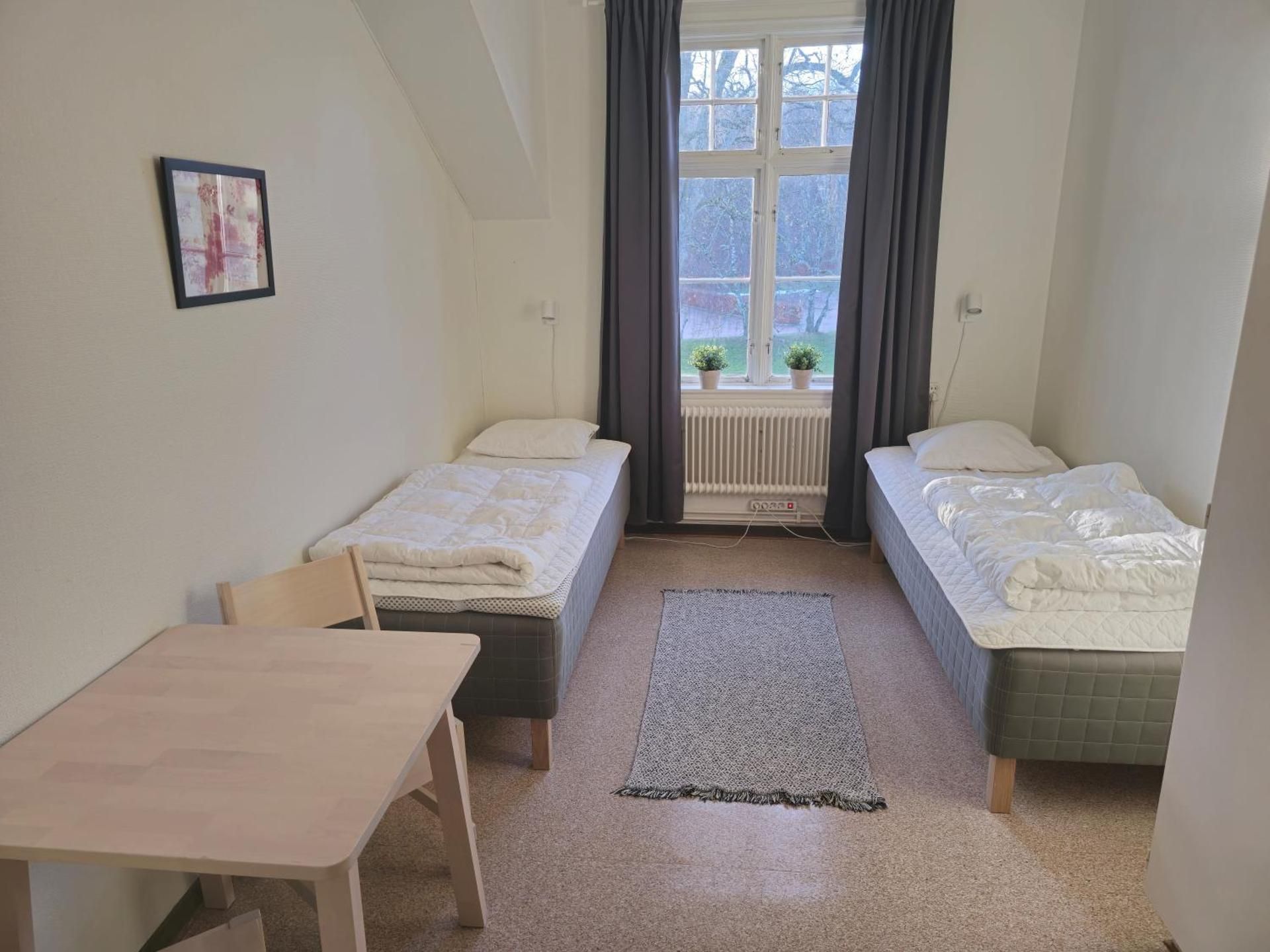 Twin Room with Shared Bathroom