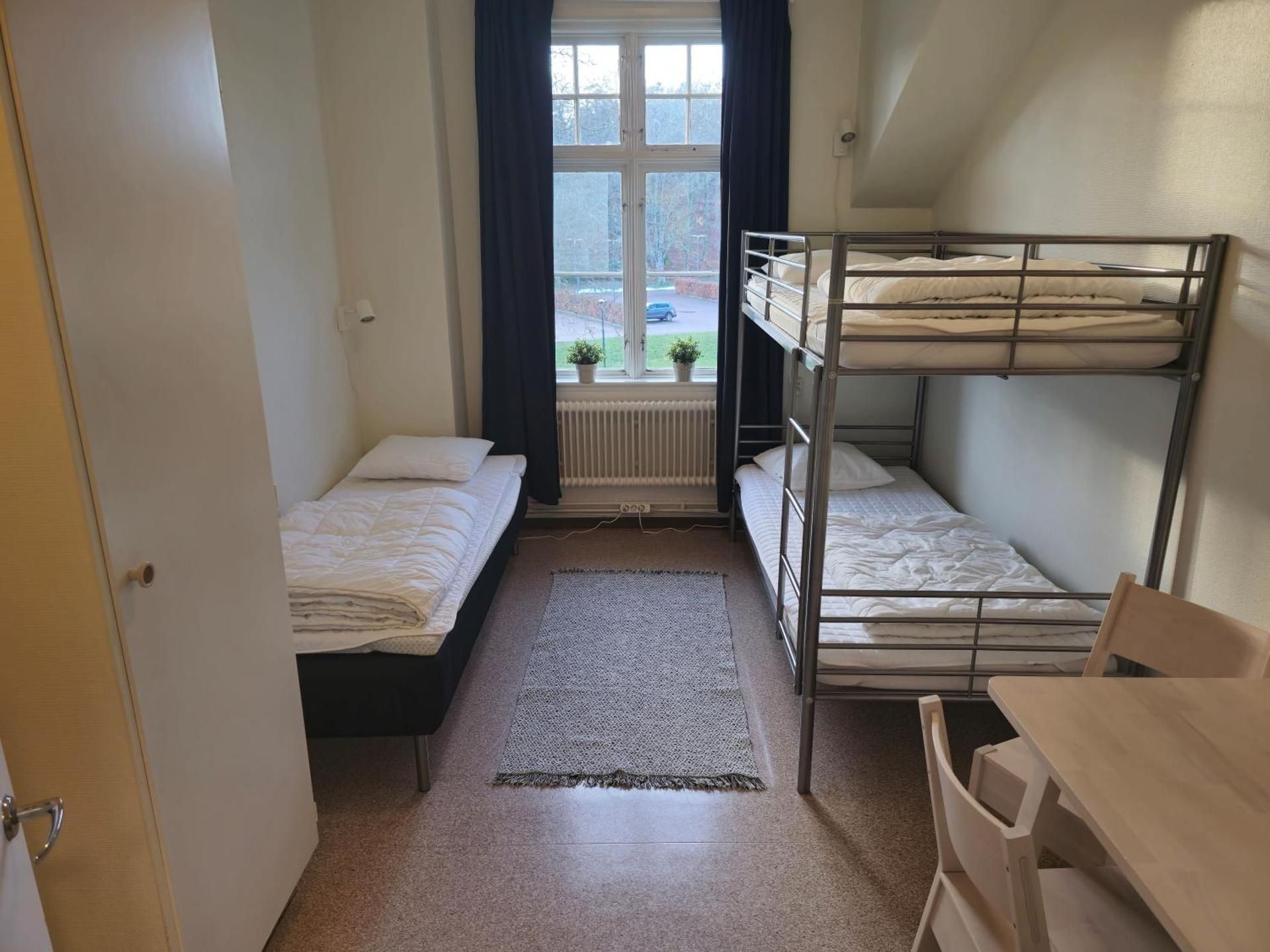 Triple Room with Shared Bathroom