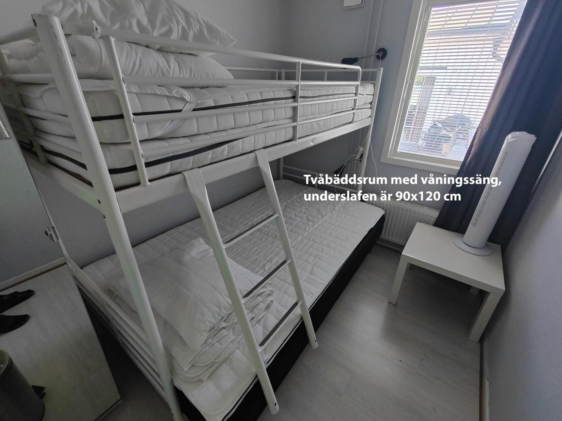 Twin Room with Shared Bathroom