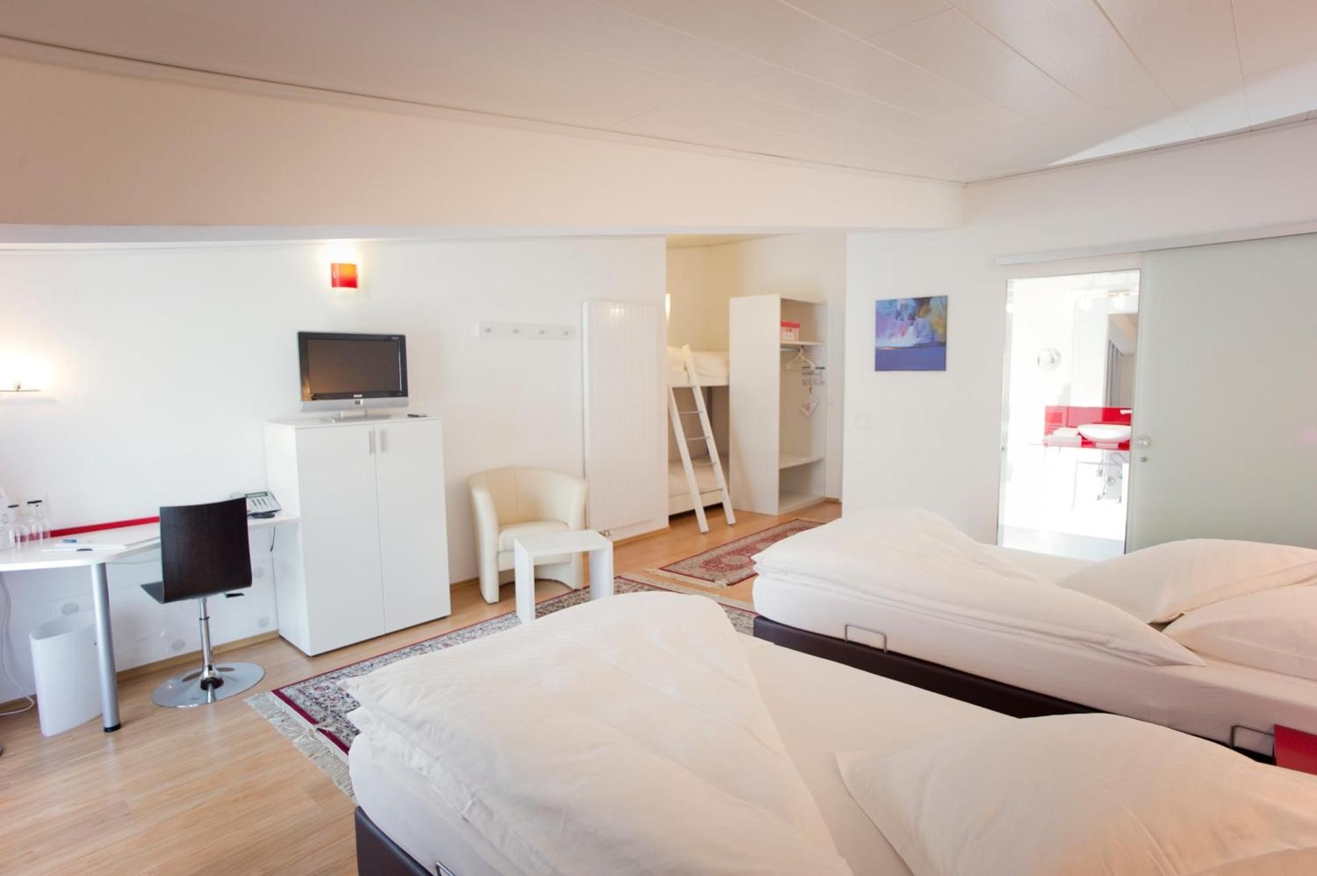Comfort Quadruple Room