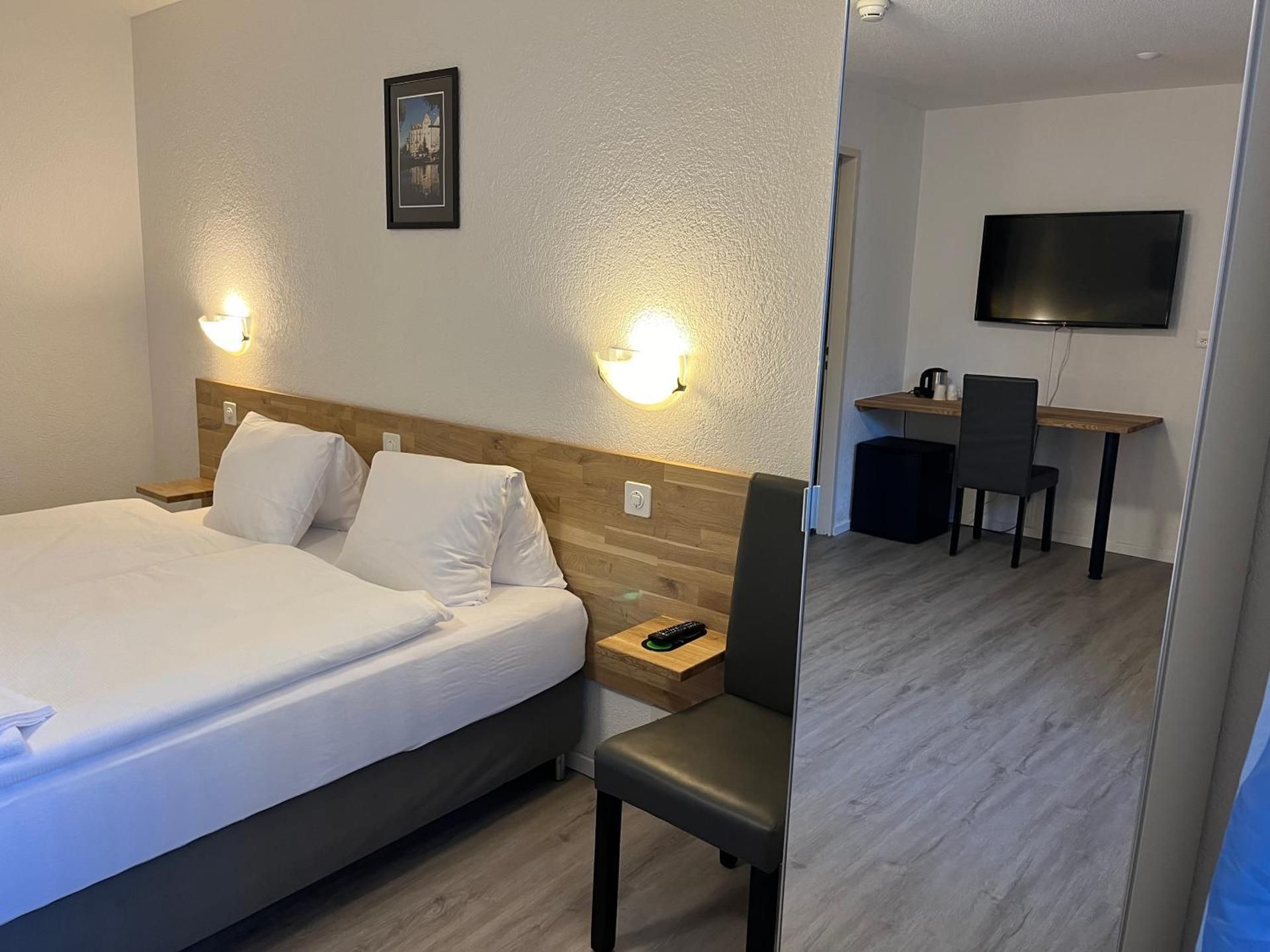 Hotel Drei Konige Double Room Quiet, Courtyard 2