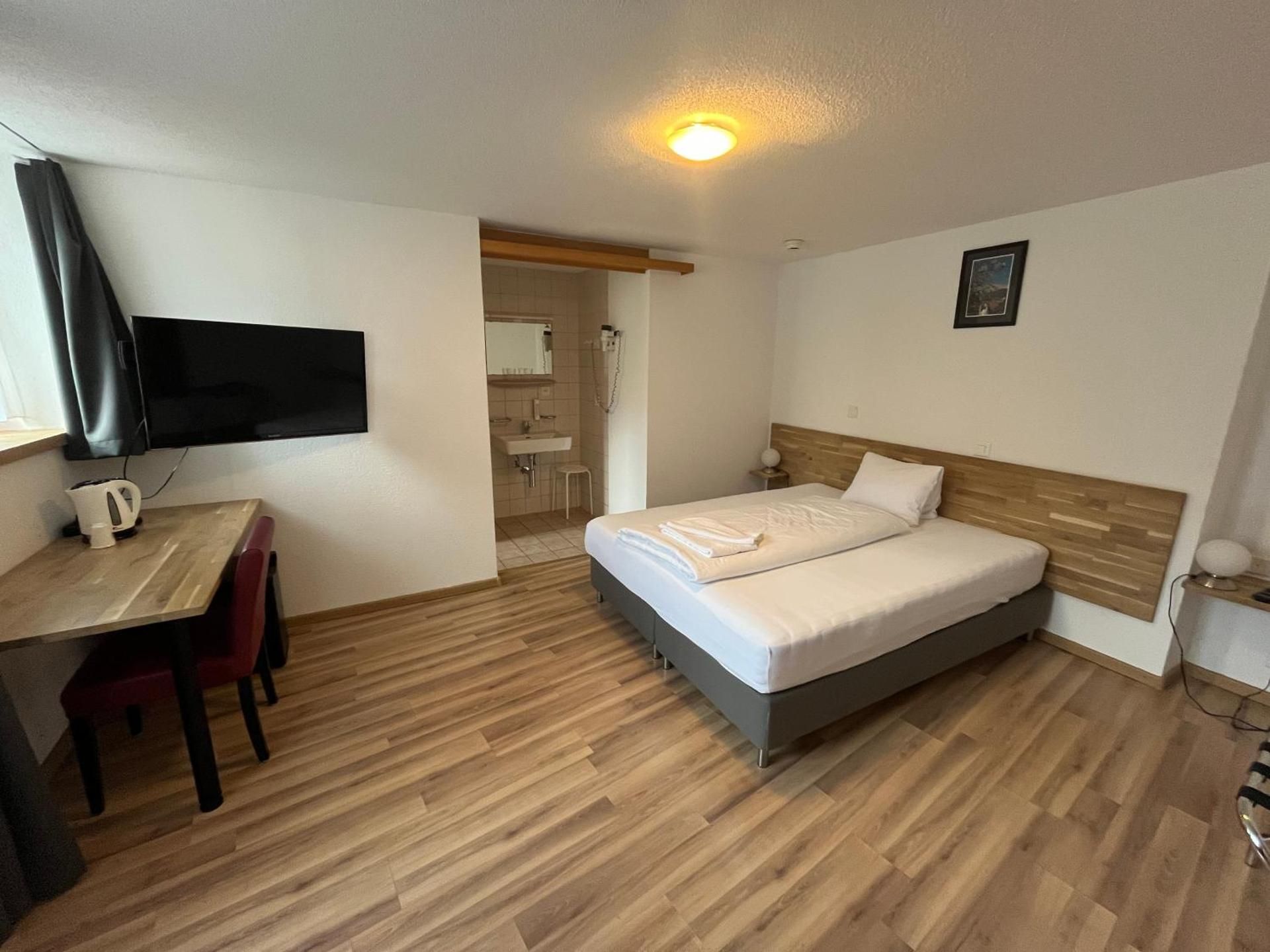 Hotel Drei Konige Double Room Quiet, Courtyard