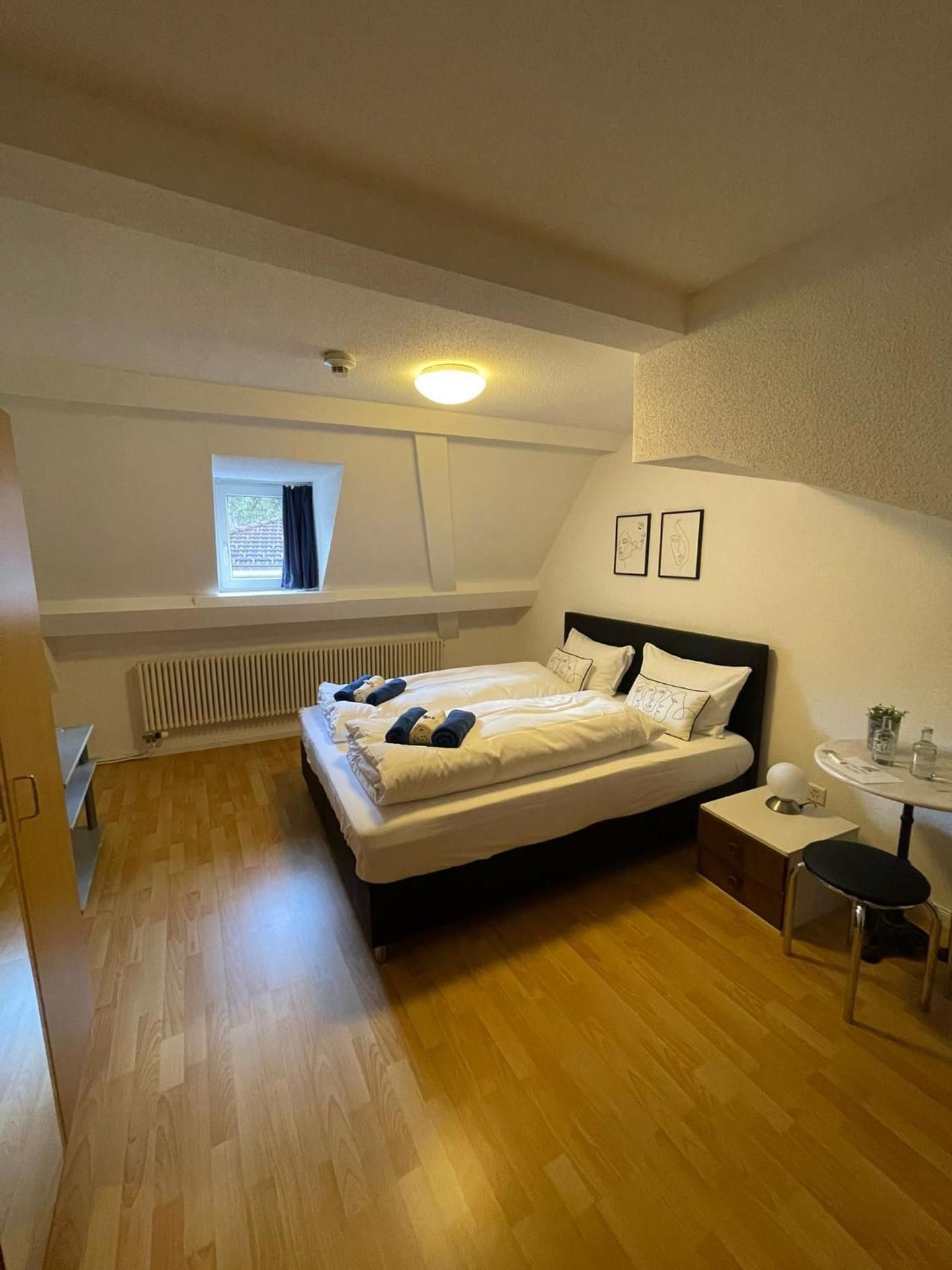 Double Room with Private External Bathroom
