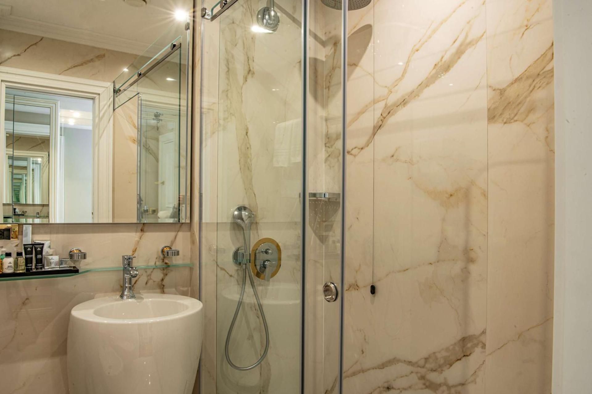 Radisson Collection Morina Hotel, Tirana Collection Room 3