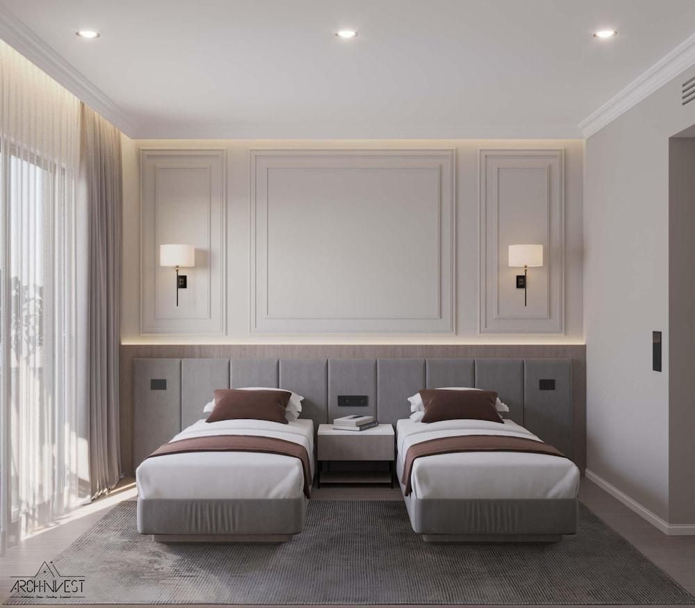 Holiday Hotel Twin Room 2