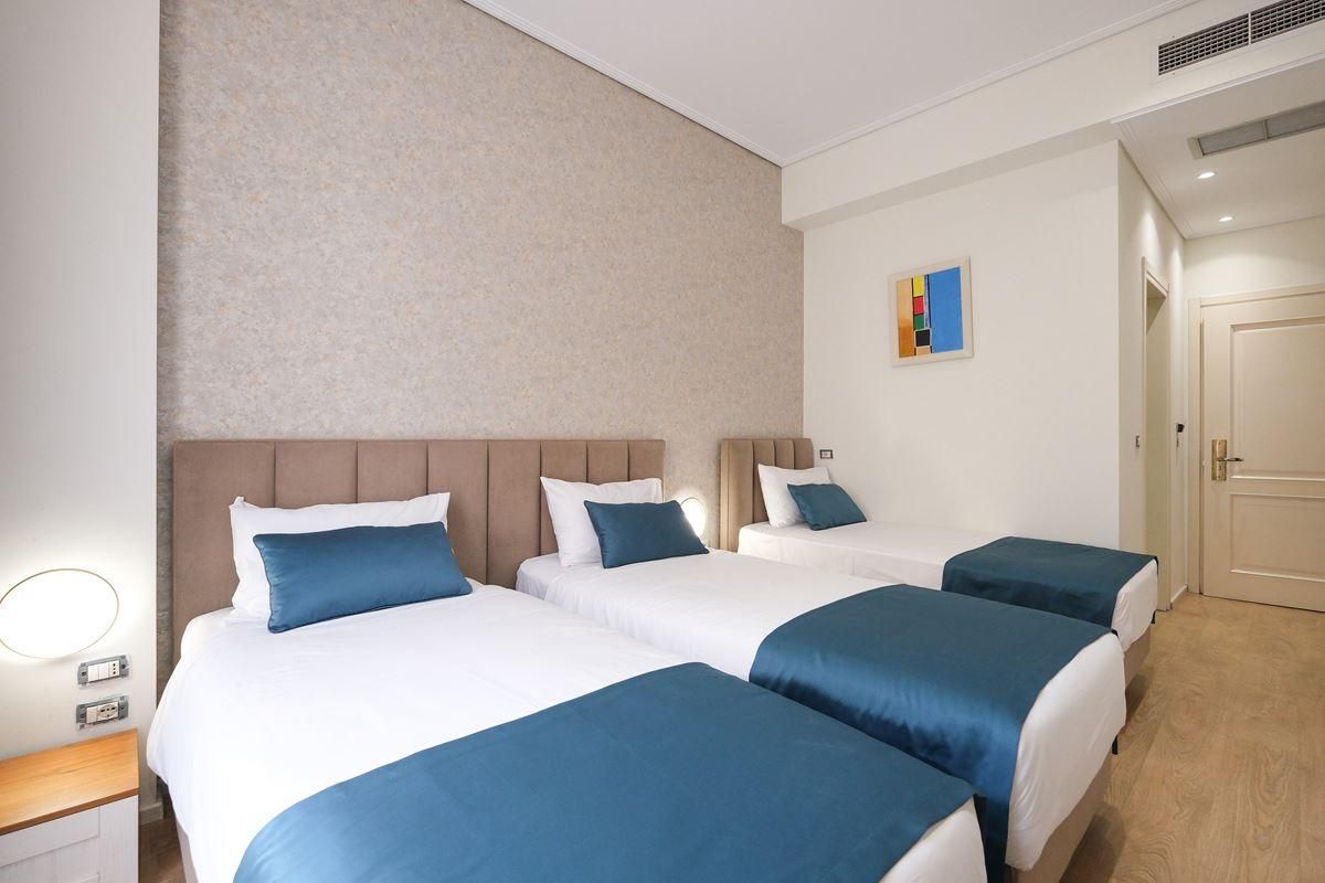 Triple Room