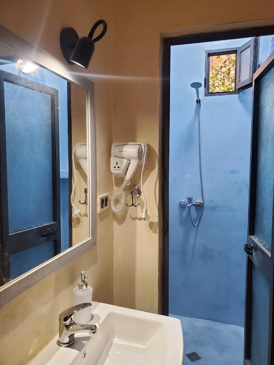 Wander Luxe  Mixed Dormitory Room *1 of 4 beds