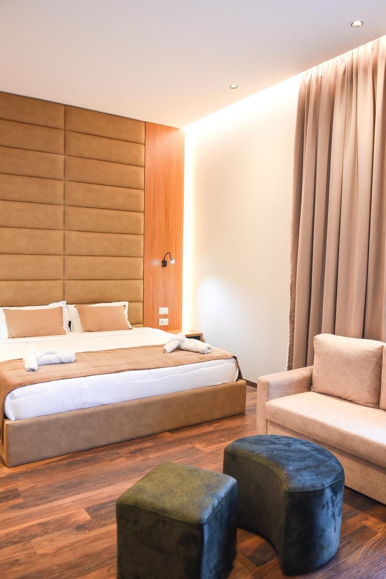 Junior Suite with Garden View