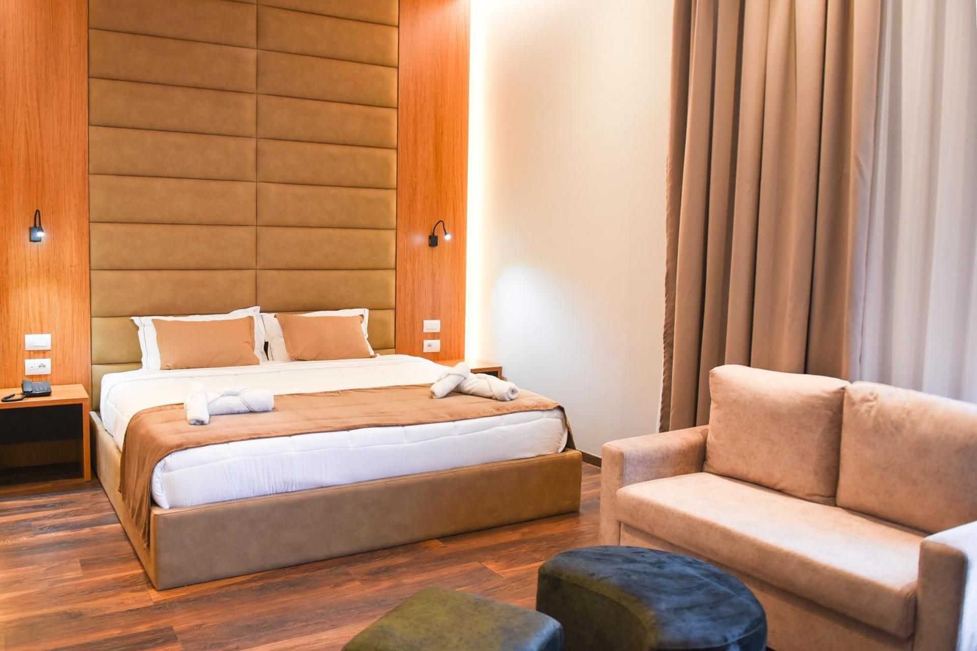 Junior Suite with Garden View