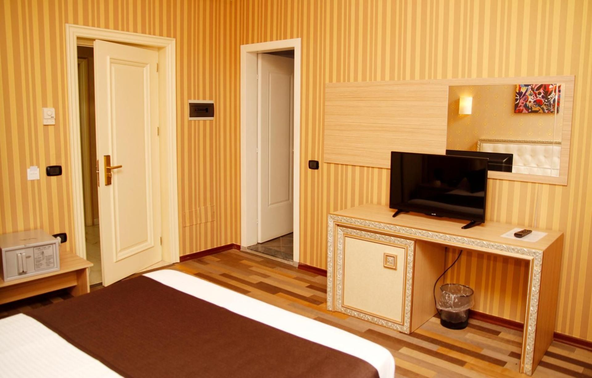 Standard Family Room