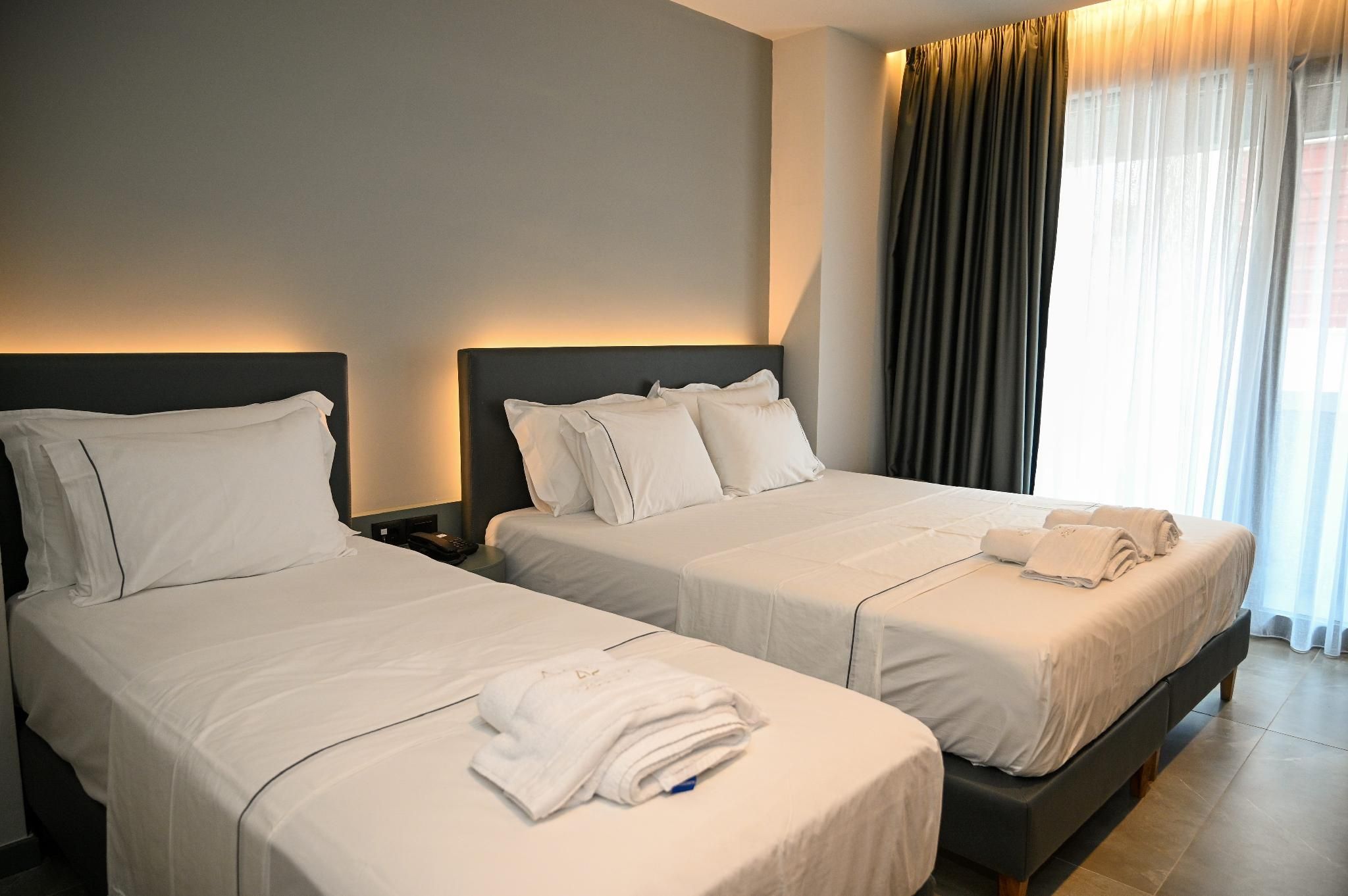 Adria Palace Hotel Superior Triple Room Sea View