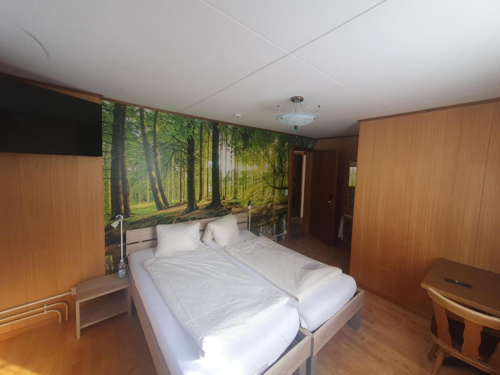 Twin Room with Private Bathroom