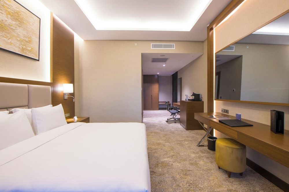 Crowne Plaza Yalova by IHG Premium Room 2
