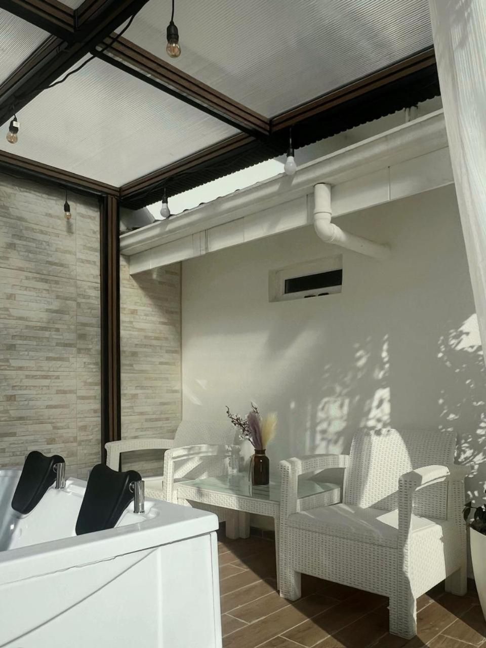 Suite with Spa Bath