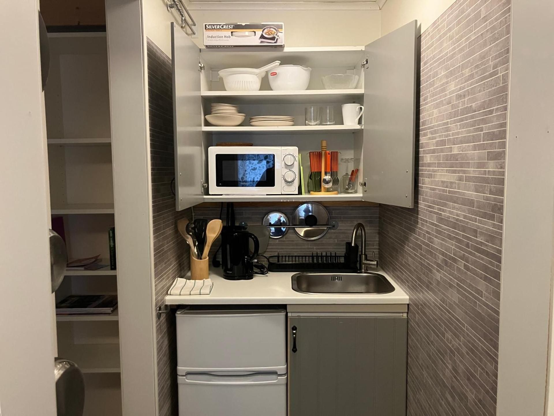 Twin Room with Private Bathroom