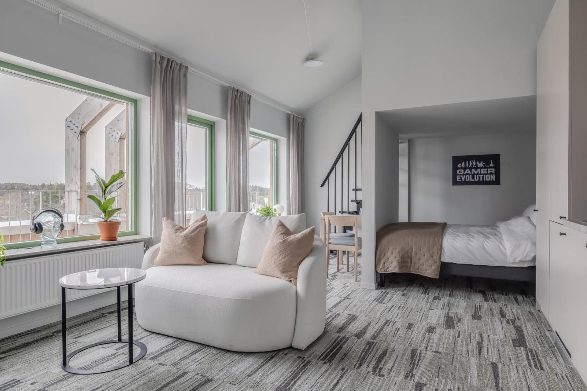 Large Double Room