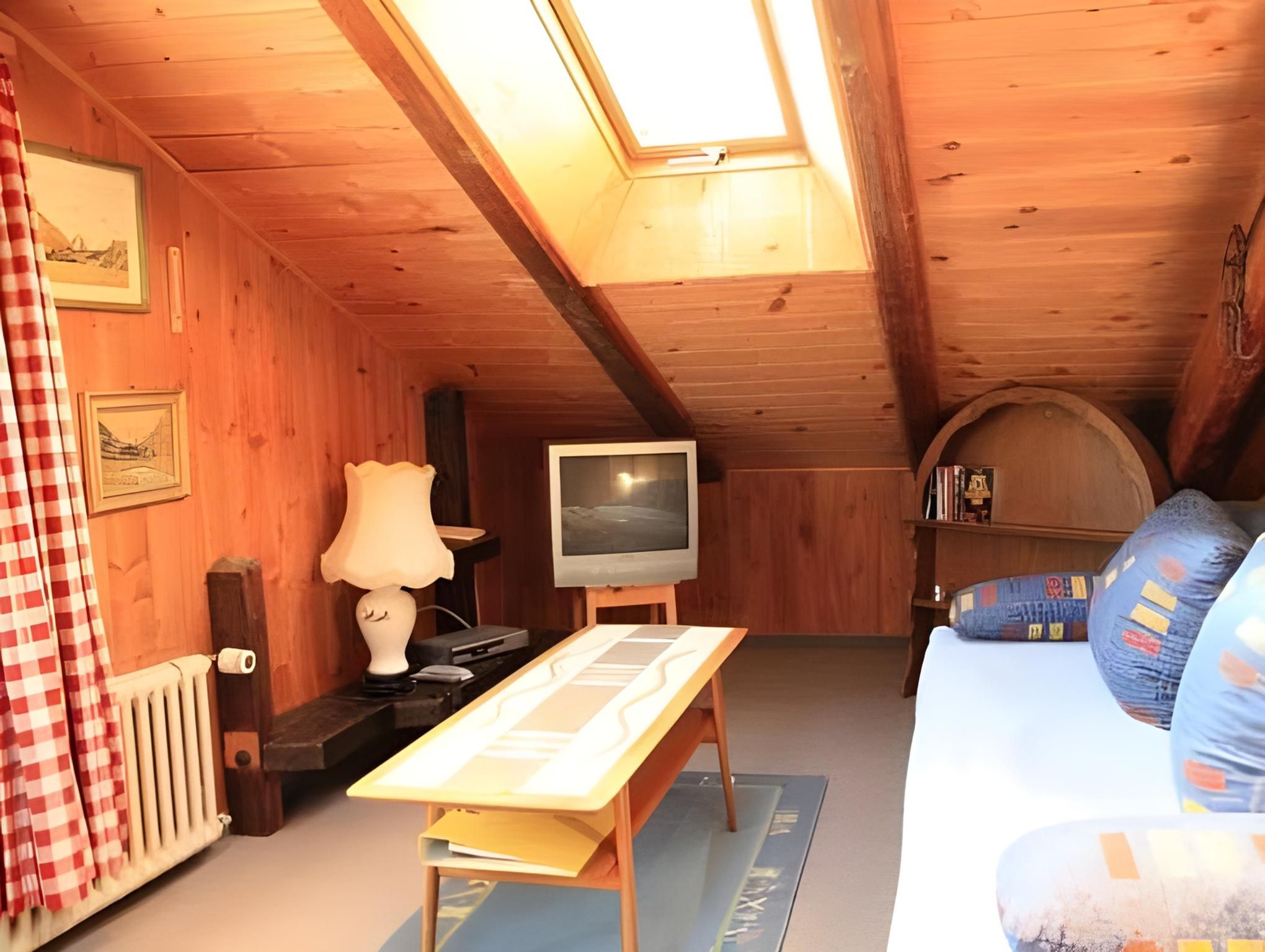 Two-Bedroom Apartment (4 Adults)