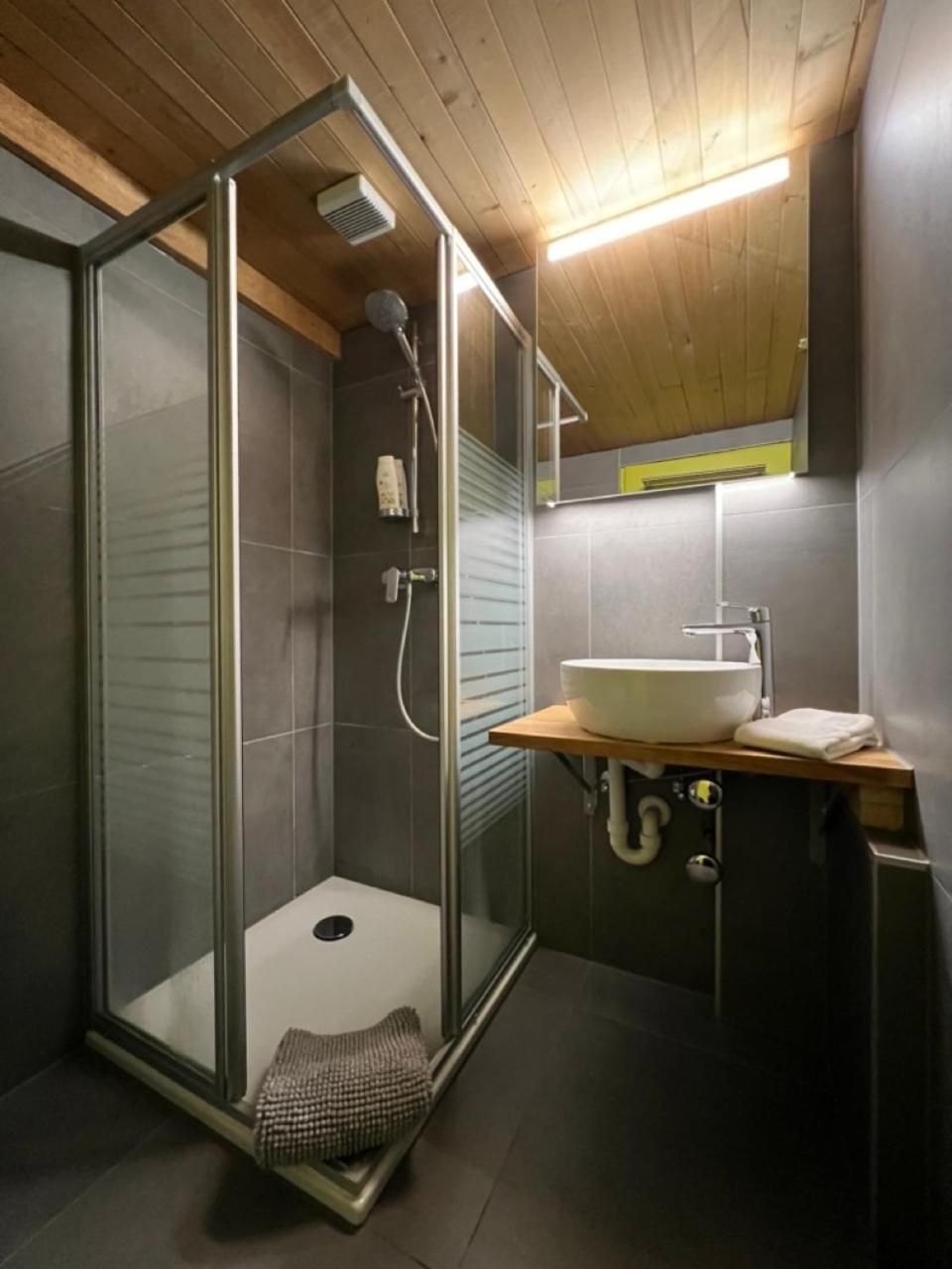 Double Room with Mountain View