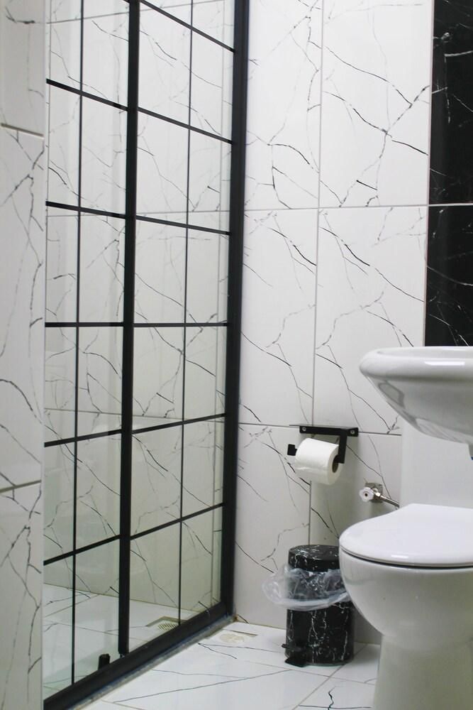 4a4cc24cfef7fd636474a7d34a3bfdb4