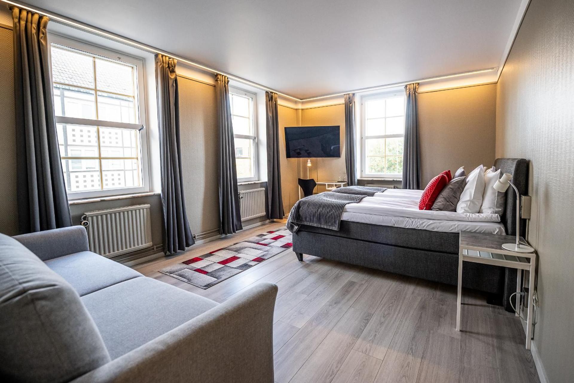 Standard Family Room